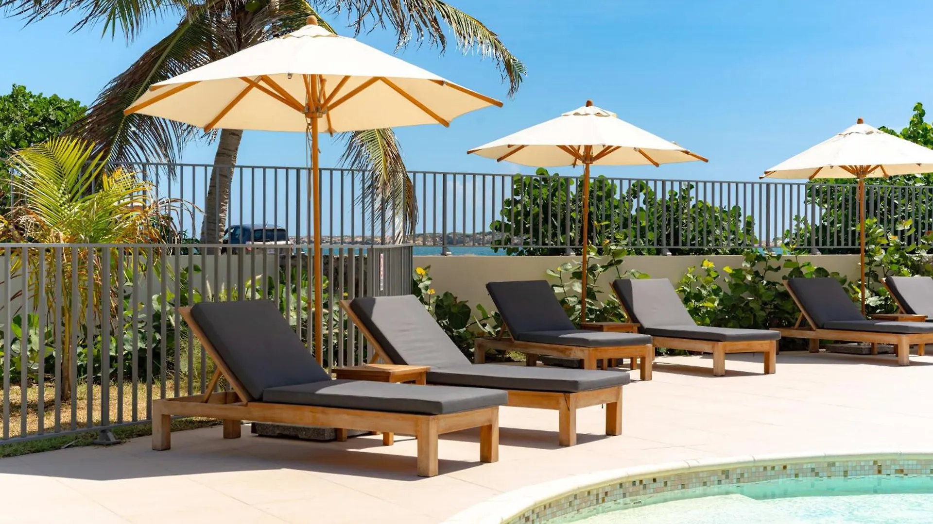 Luxueux Duplex A Orient Bay Avec Piscine Et Plage 0*,  Sint Maarten/Saint Martin